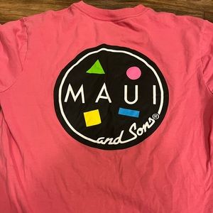 Maui and Sons tshirt size medium